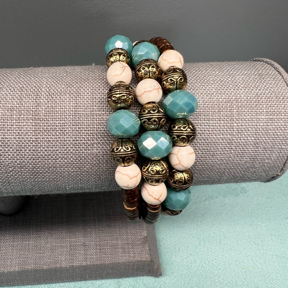 Chic Beaded Bracelet Set - Turquoise and Gold